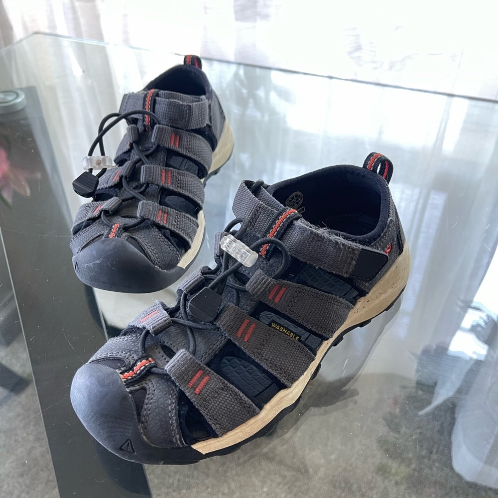 Keen Sandals Kids 1‎ Newport Gray Orange 1018434 Terrain Hiking Washable